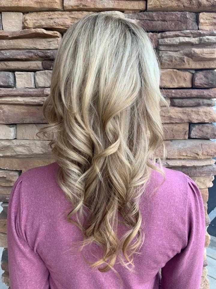 curly hair style