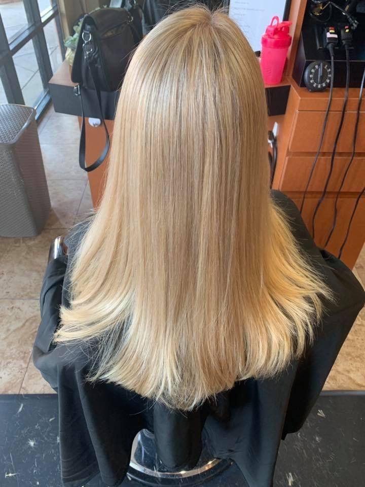 golden blonde hair highlights