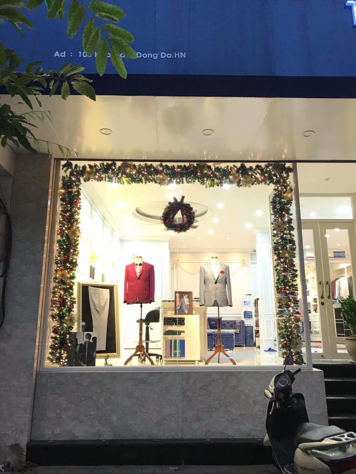Trang trí  cửa kính noel