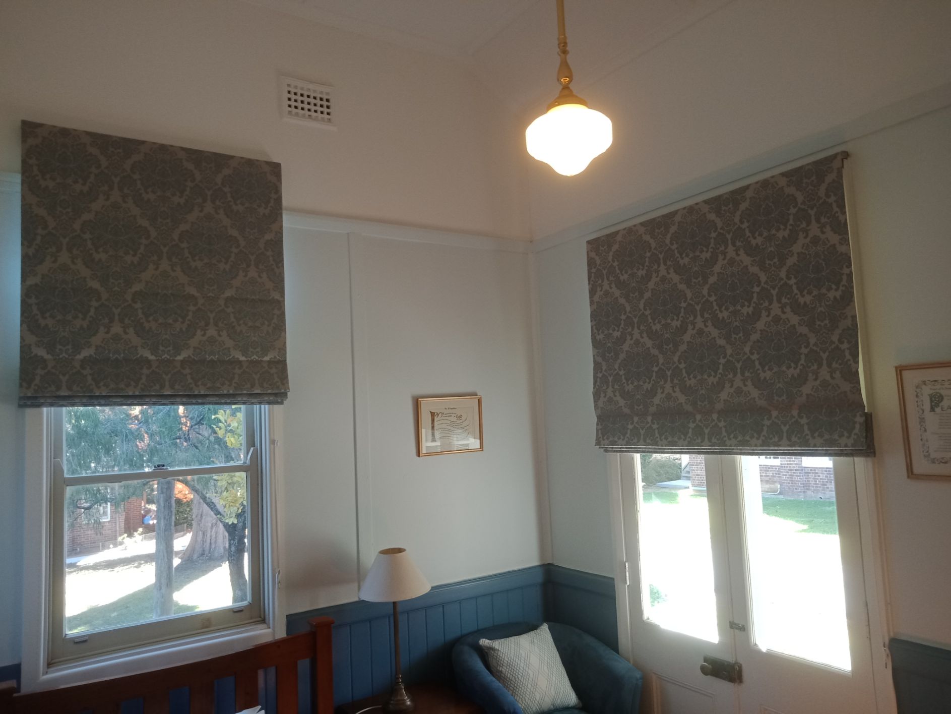 Lighted Chandelier And Printed Blinds - Blinds in Welby, NSW