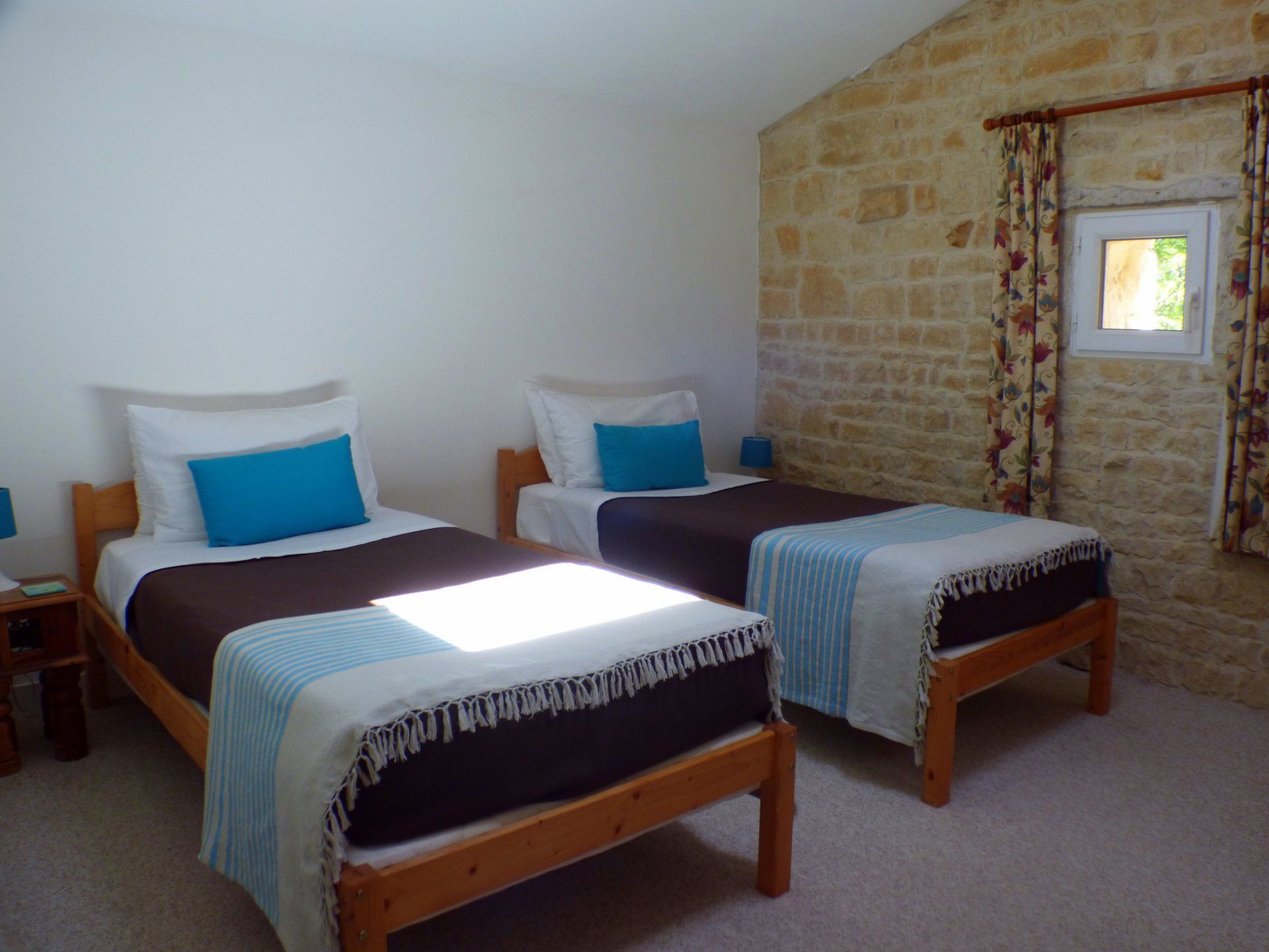 gite-twin-bedroom