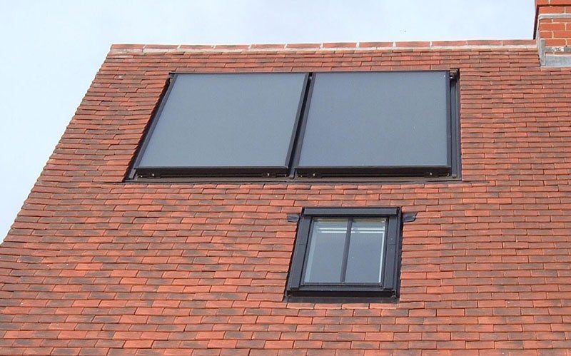 Roof solar panels