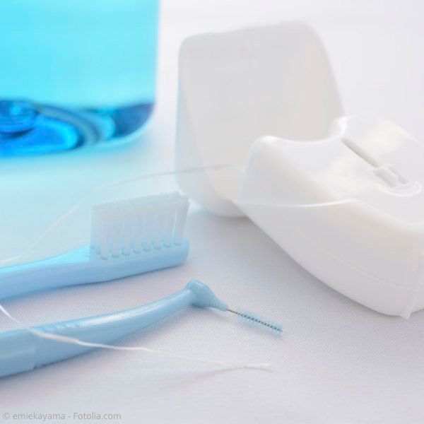 Hilfsmittel zur Zahnzwischenraumpflege Hilfsmittel zur Zahnzwischenraumpflege
