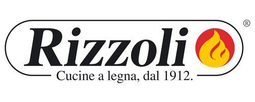 Logo Rizzoli con fiamma stilizzata e slogan “Cucine a legna, dal 1912”.