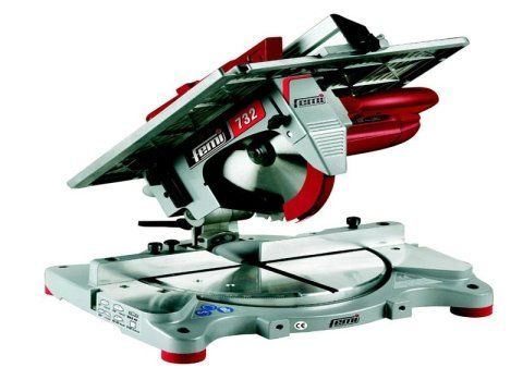 Troncatrice taglio legno
