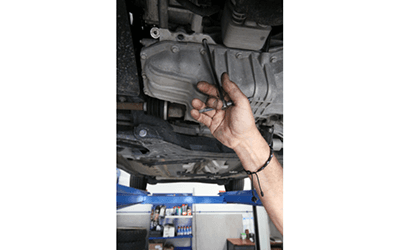 revisione motore auto ford