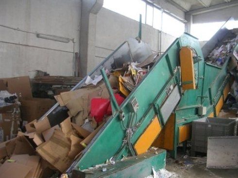 stoccaggio della carta da macero