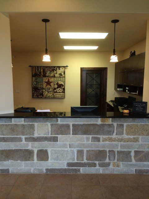 Front Desk — Specialist in Vernia, TX