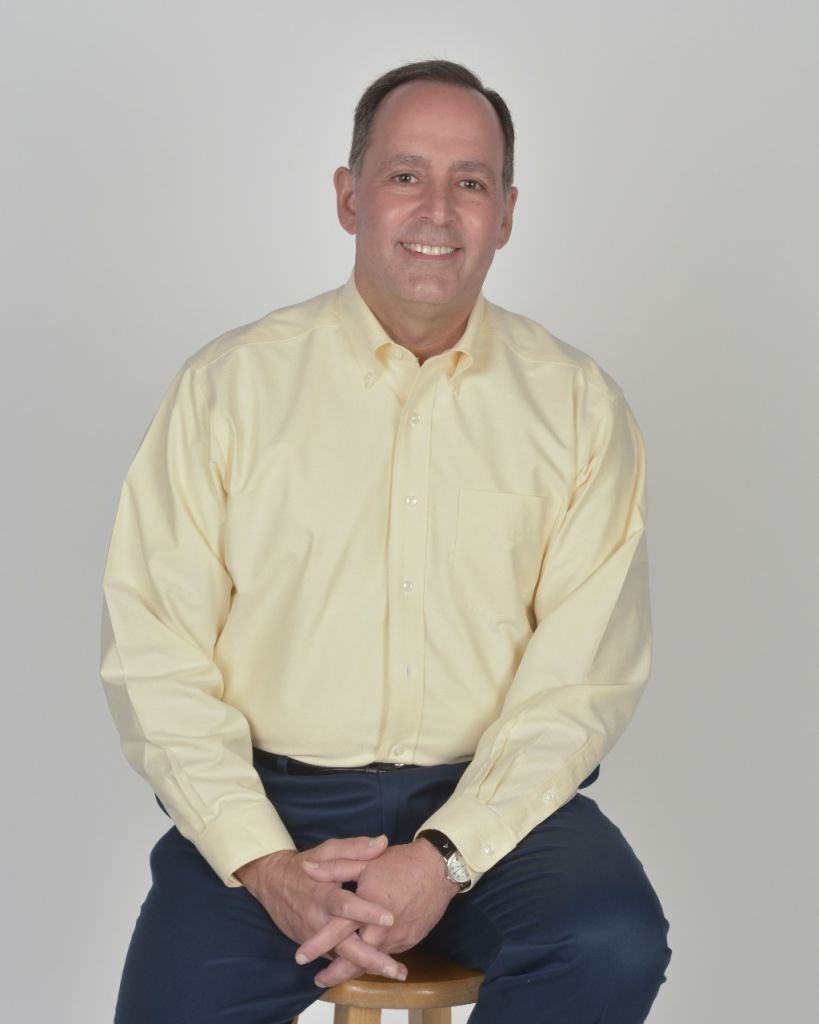 Dentist — Specialist in Vernia, TX