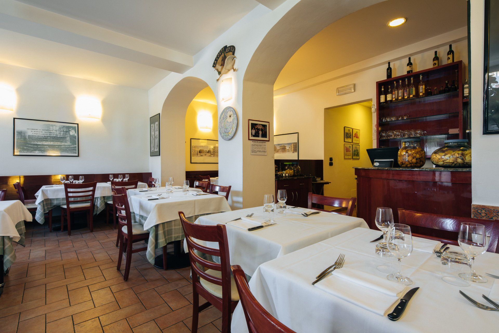 interno tavoli 