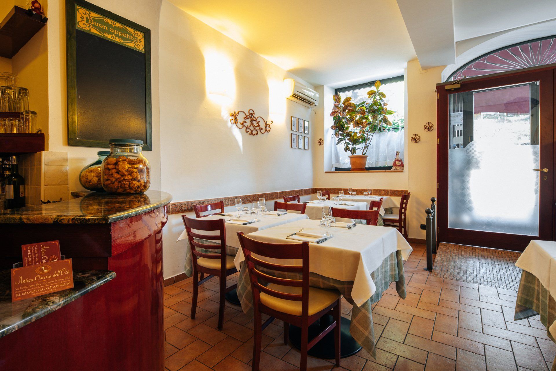interno tavoli 4