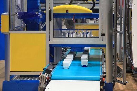 machine making products