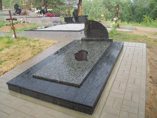 Kapavietė dengta akmens ploštėmis