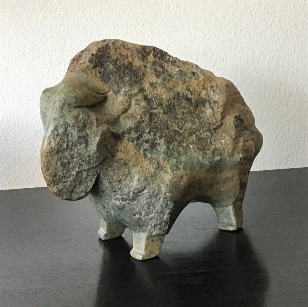 beeld buffel serpentijn