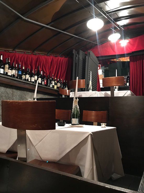 tavoli locale