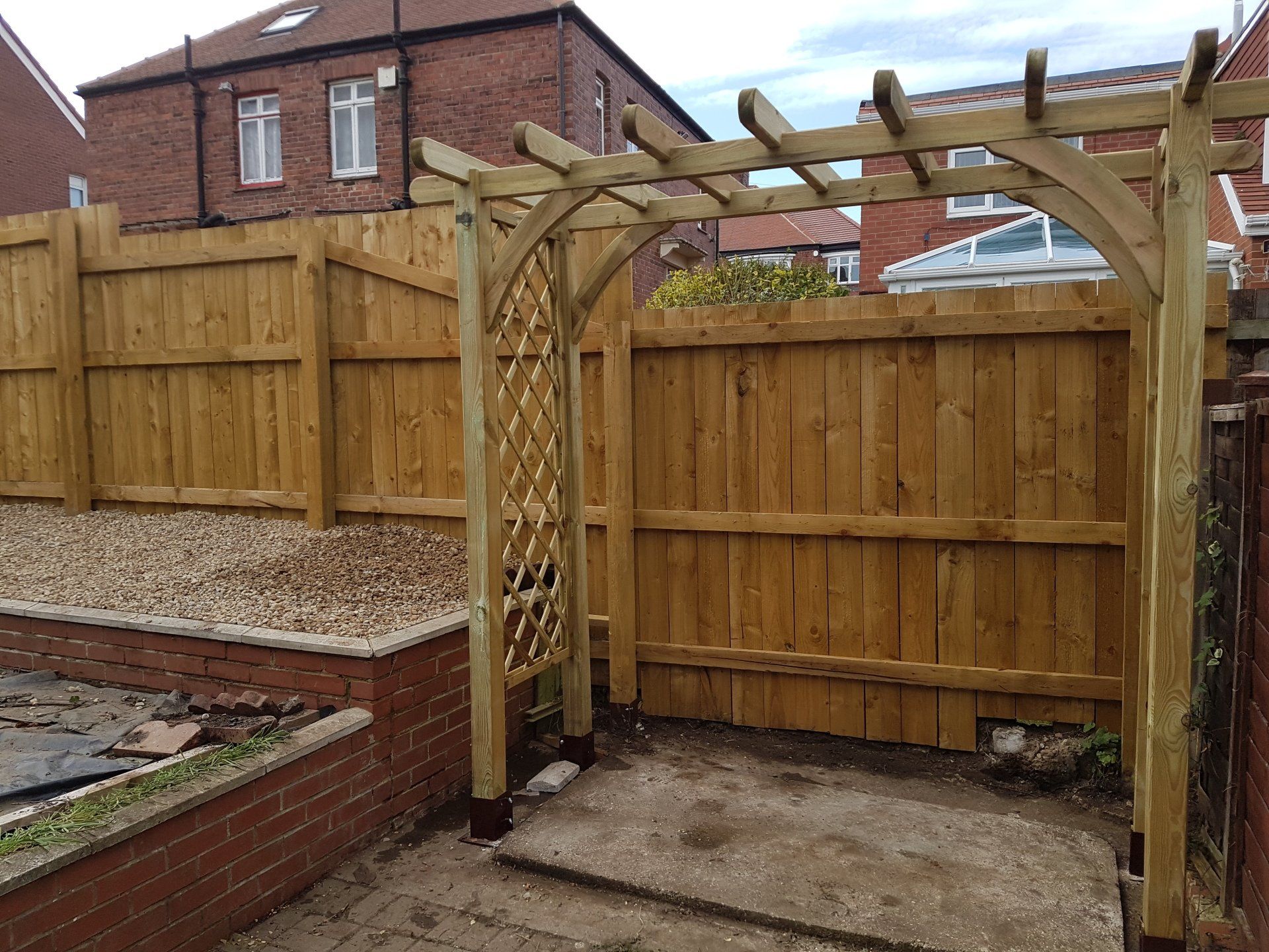 Fencing services