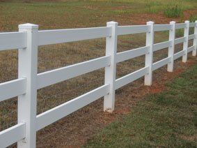 White Fence — Greenville, SC — Pioneer Fence in Greenville