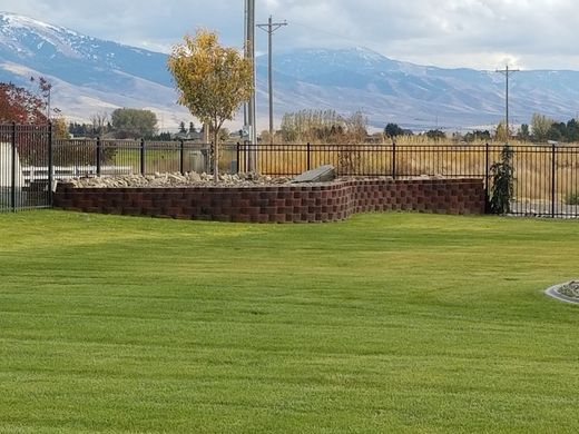 Paver Stone Walkway Contractor — Grass Sprinklers Installation in Buhl, ID Paver Stone Walkway Contractor — Grass Sprinklers Installation in Buhl, ID