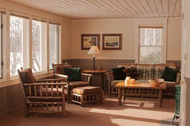 The Robert Frost Lakefront Cottage