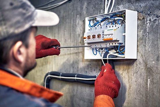 Electrician Test Electrical Circuit — Cape Coral, FL — Always Affordable Electric Electrician Test Electrical Circuit — Cape Coral, FL — Always Affordable Electric