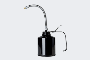 Air-operated oil pumps and kits