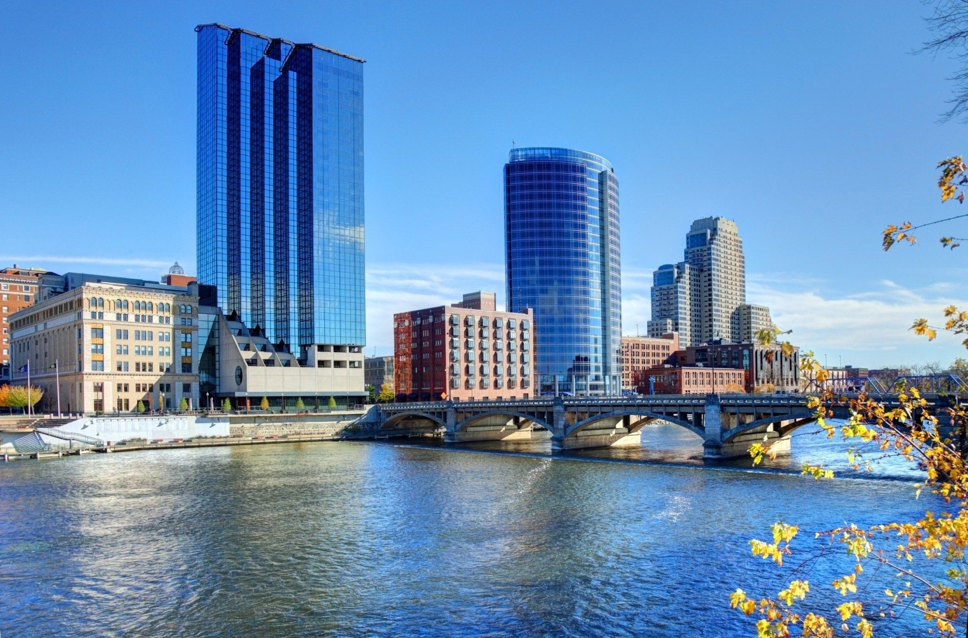 Grand Rapids, MI & link to Grand Rapids page