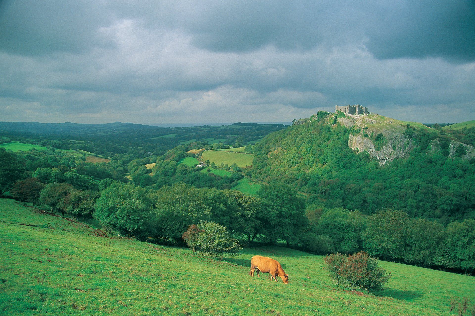 Carreg Cennen Castle