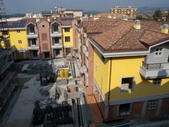 edifici residenziali Besana Brianza