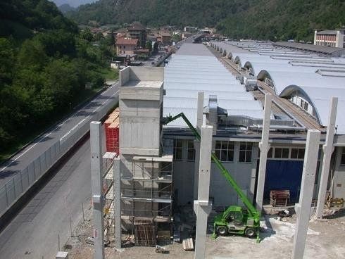 Edificio industriale Sanpellegrino 2003