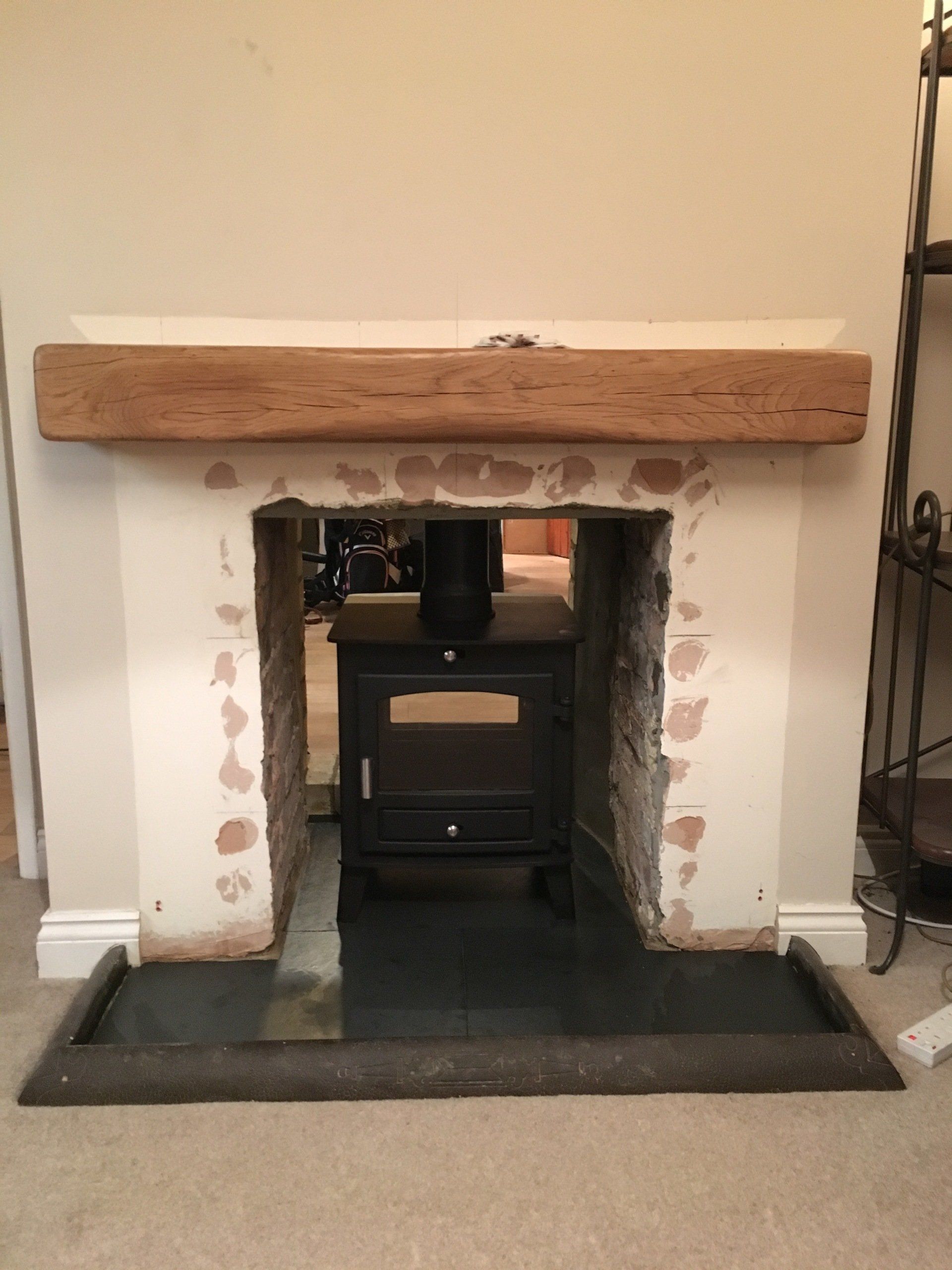 Double Sided Avalon 4 Stove, Single Depth with Oak Mantel