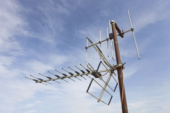 Antenna per ricezione segnale televisivo