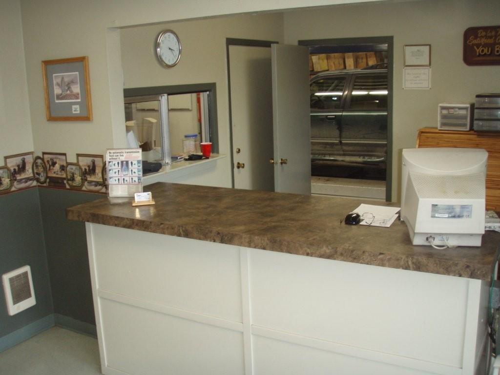 flathead welcome desk