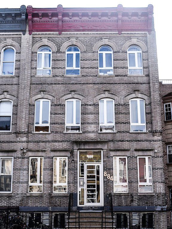884 Jefferson Ave Brooklyn