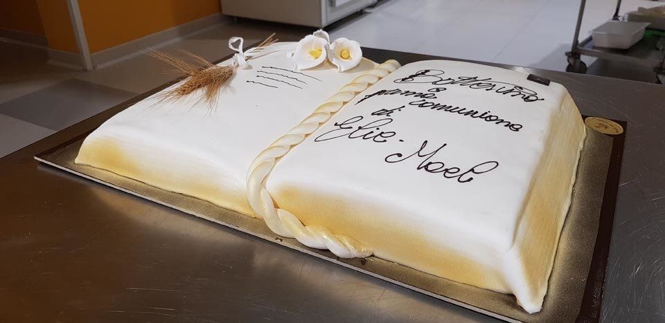 Torta a libro