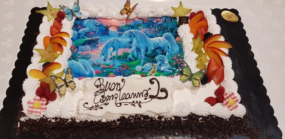 Torta con decori
