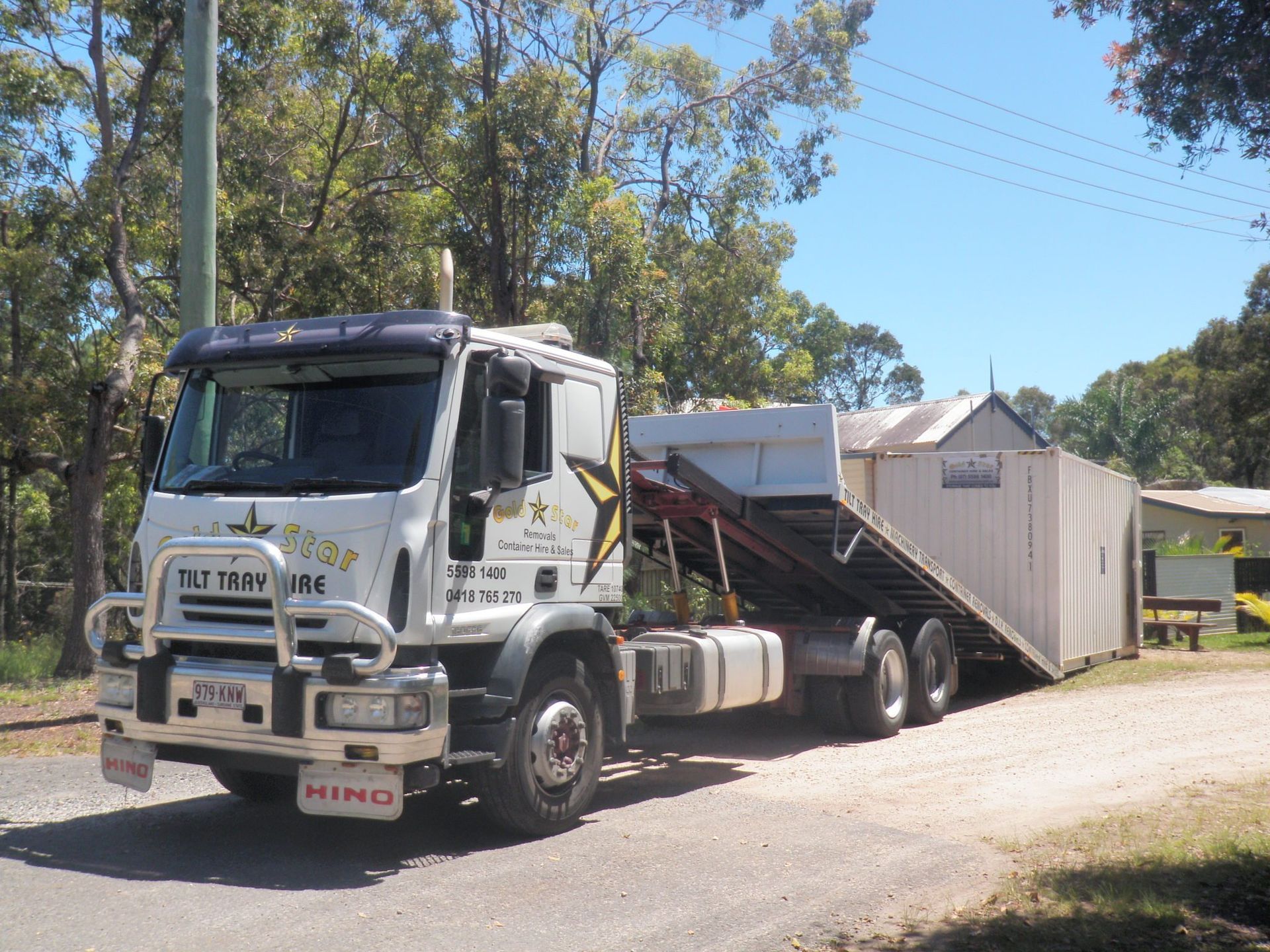 Tilt Tray Moving Storage Containers Gold Coast