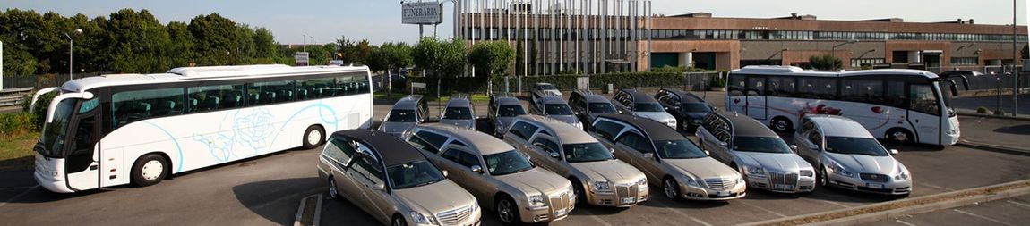 Parco auto per trasporti funebri