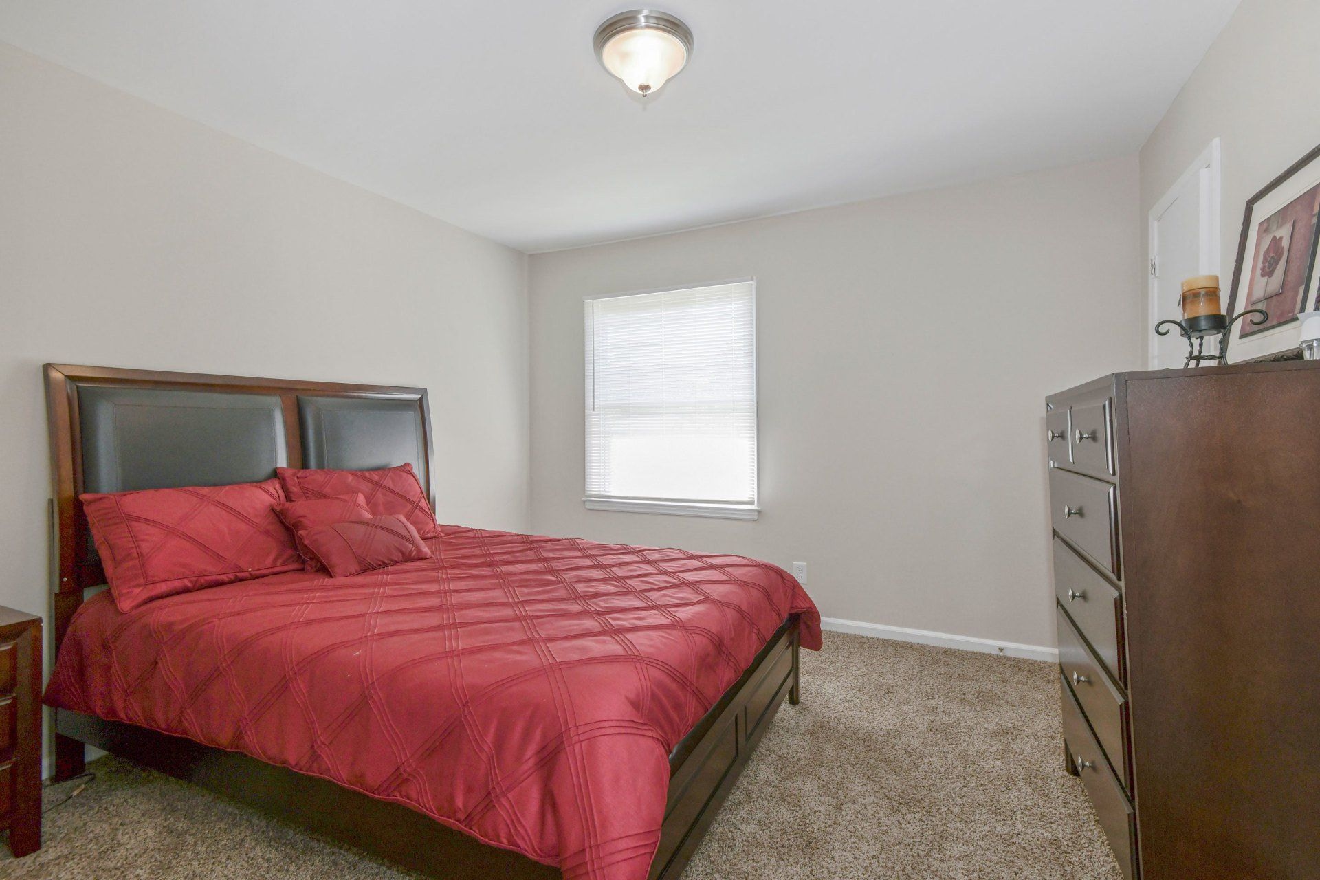 Bedroom | Park Creek Apartment Homes