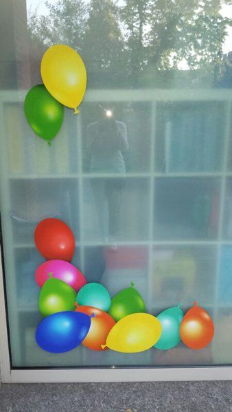 adesivi a forma di palloncini