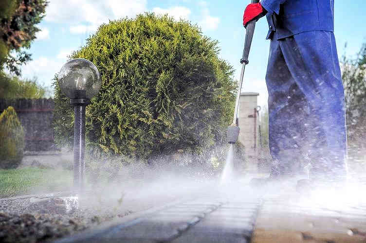 Pressure Washing in Davie, FL