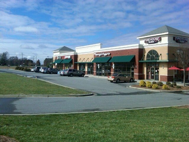 Cornwallis Drive Exterior Building Photo