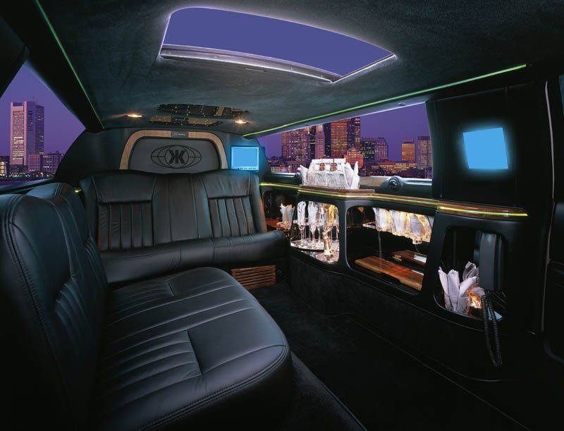Lincoln MKT Limo Interior