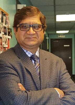 Dr. Mehta in the office, OBGYN services in Warren, Ohio Dr. Mehta in the office, OBGYN services in Warren, Ohio