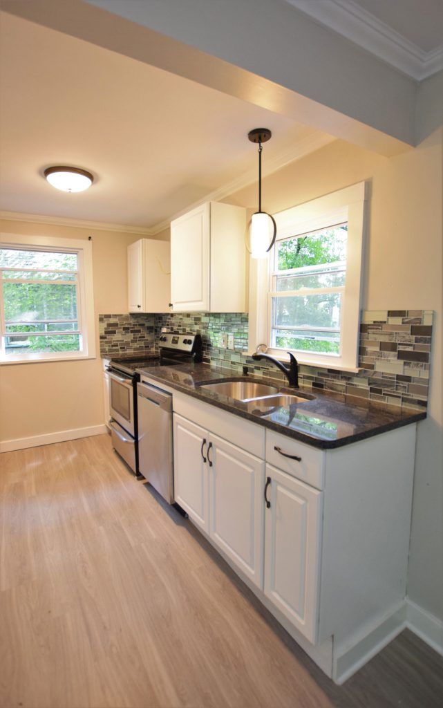 312 Spencer Street Kitchen