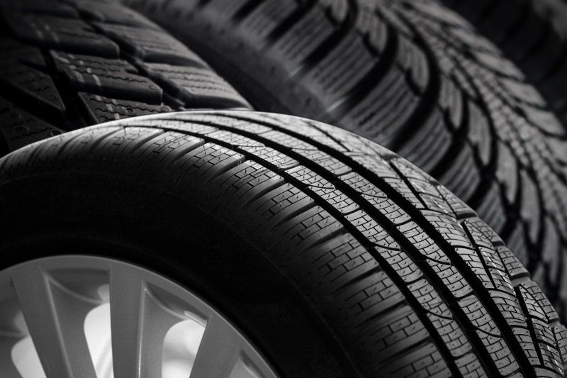 TYRES & EXHAUSTS
