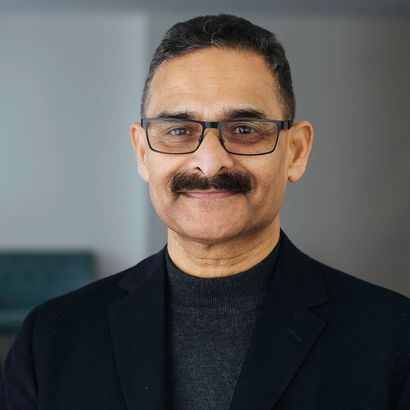 Dr Satish Asotra, Ph. D., MBA, AHC, CAS Dr Satish Asotra, Ph. D., MBA, AHC, CAS