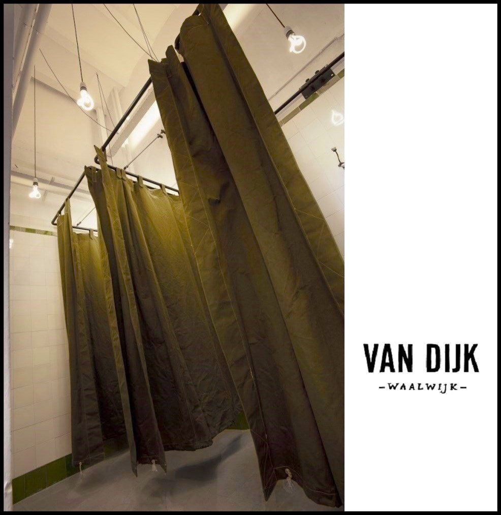 paskamer gordijnen  - Meneer van Dijk - canvas paskamer gordijnen - gordijnen op maat - winkelinrichting