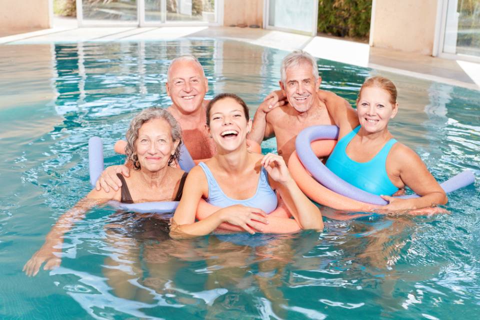 nuoto per anziani