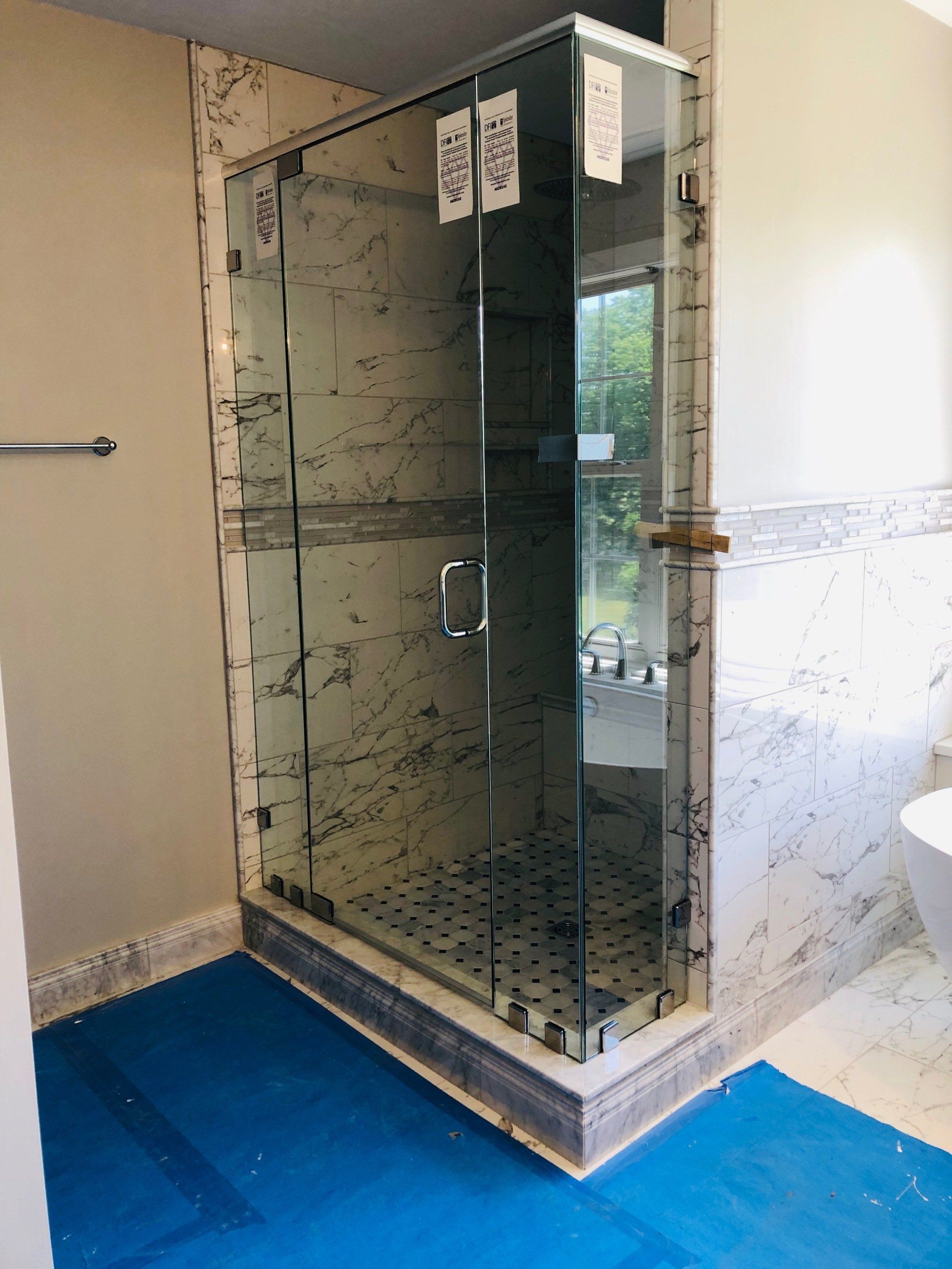 Frameless with Clips