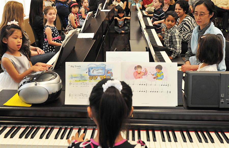 early childhood music education